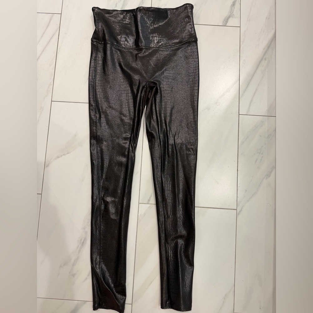 SPANX Shimmer High-Waist Faux-Leather Leggings in Brown Snakeskin